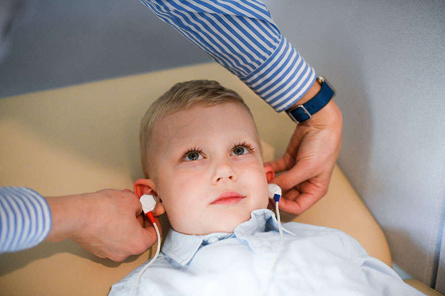 badanie słuchu dzieci